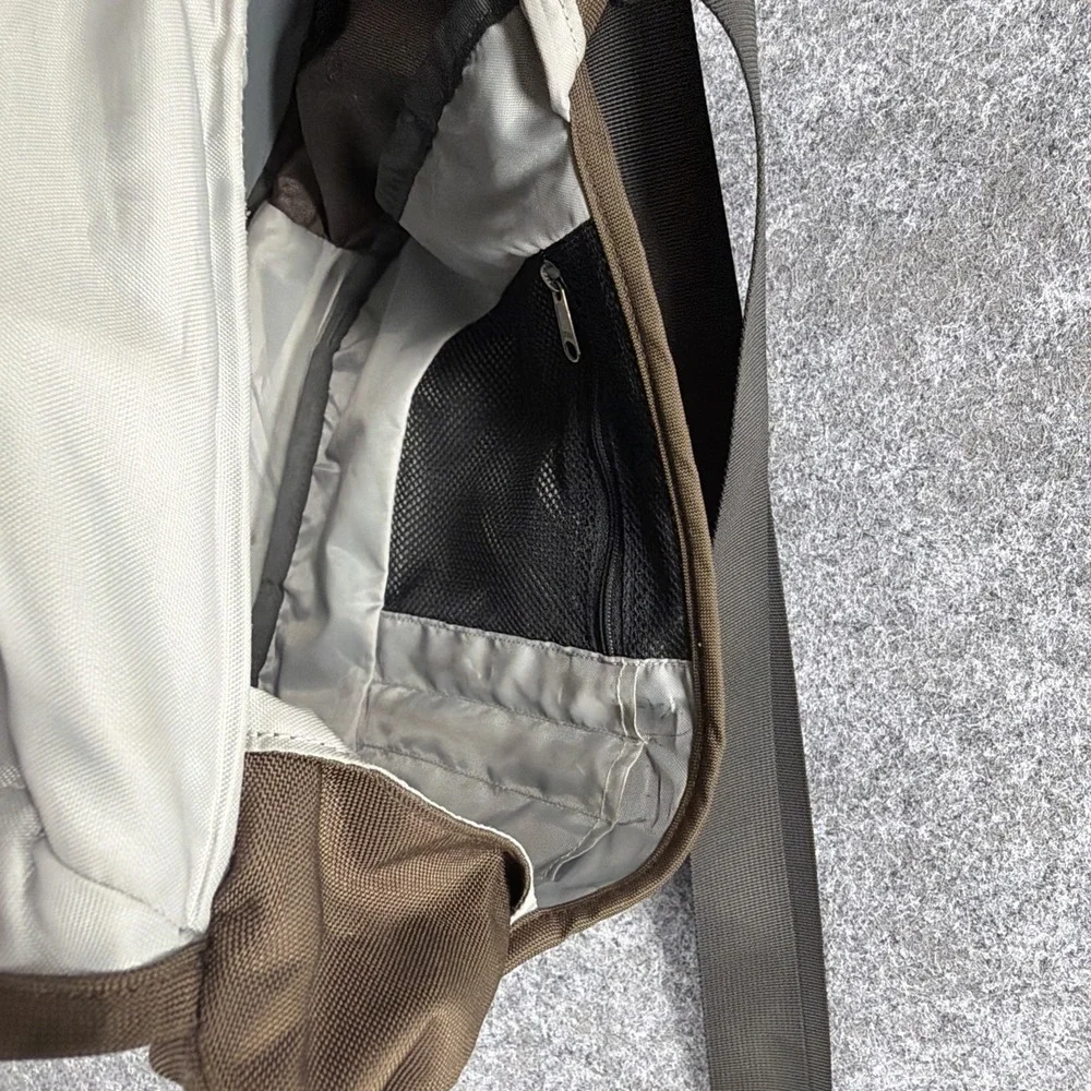 Patagonia (48279) Large Critical Mass Padded Messenger Bag Cycling EUC 2009